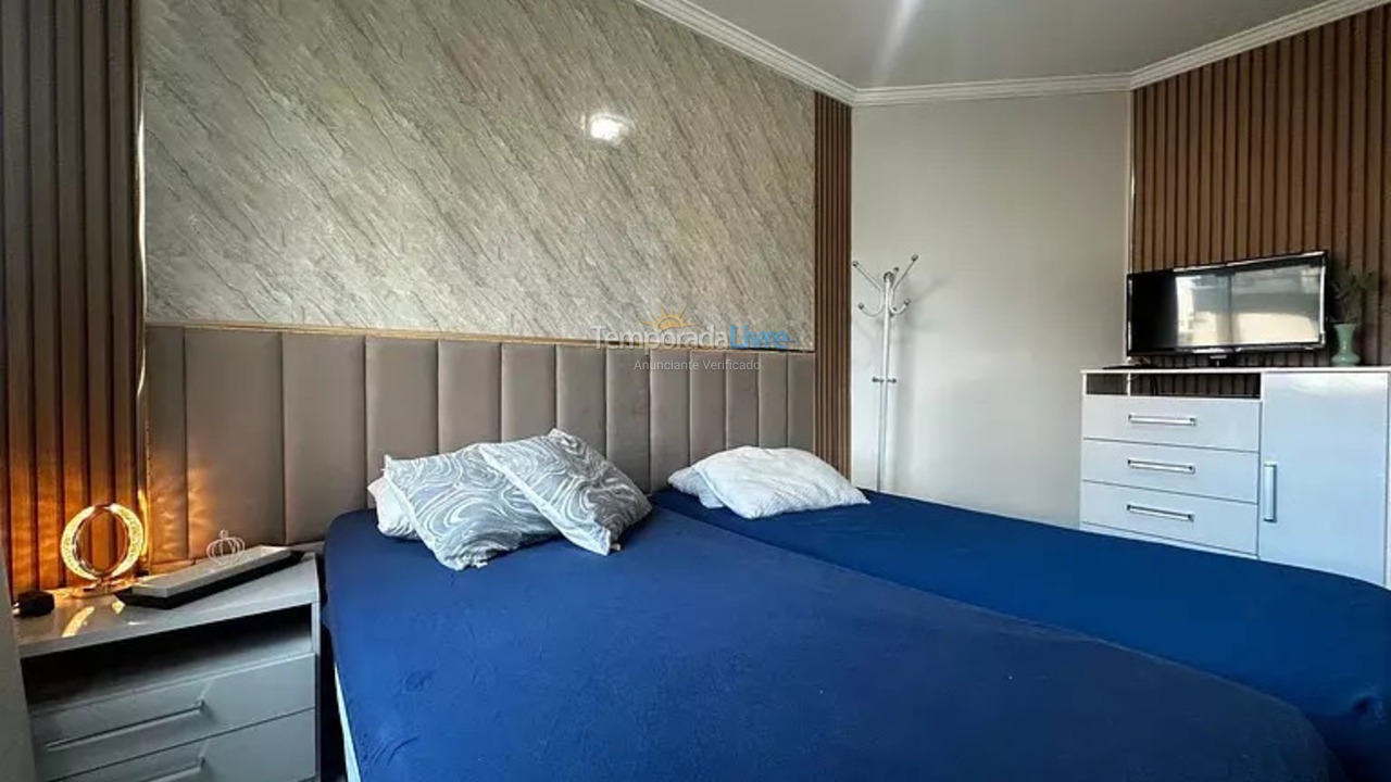 Apartamento para aluguel de temporada em Bombinhas (Praia de Bombas)