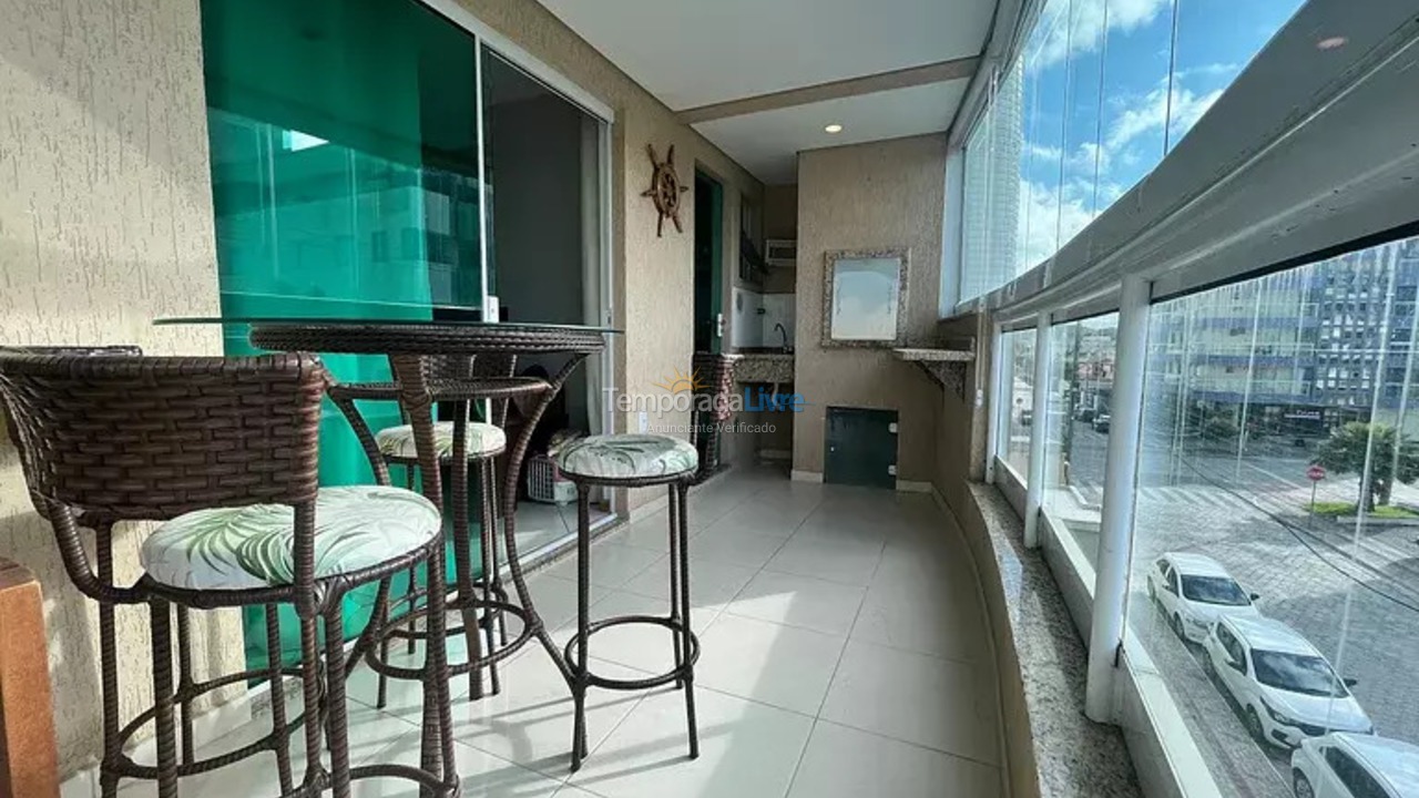 Apartamento para aluguel de temporada em Bombinhas (Praia de Bombas)