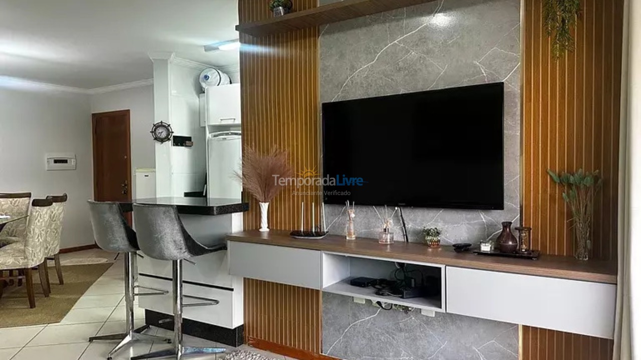 Apartamento para aluguel de temporada em Bombinhas (Praia de Bombas)