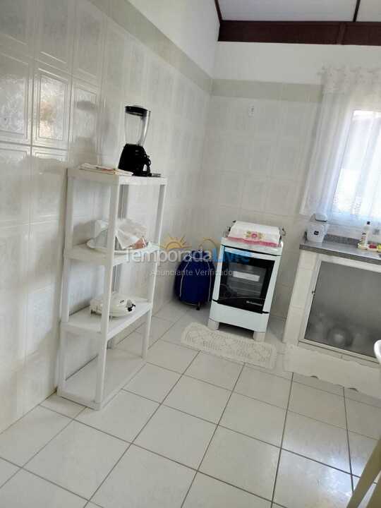 Casa para aluguel de temporada em Ubatuba (Estufa 2)