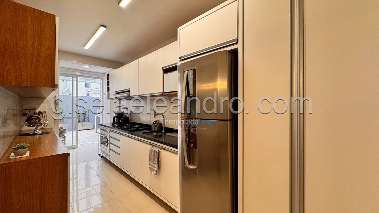 Apartamento para aluguel de temporada em Florianopolis (Jurerê Internacional)