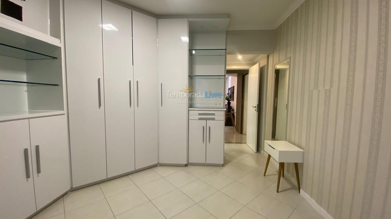 Apartment for vacation rental in Balneário Camboriú (Centro)