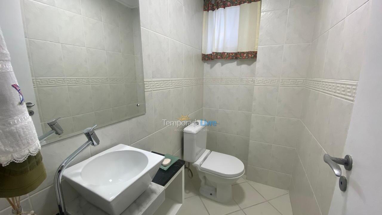 Apartment for vacation rental in Balneário Camboriú (Centro)