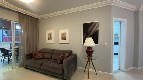 SEASON - 3 SUITE APARTMENT IN THE CENTER OF BALNEARIO CAMBORIU