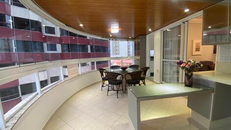 SEASON - 3 SUITE APARTMENT IN THE CENTER OF BALNEARIO CAMBORIU