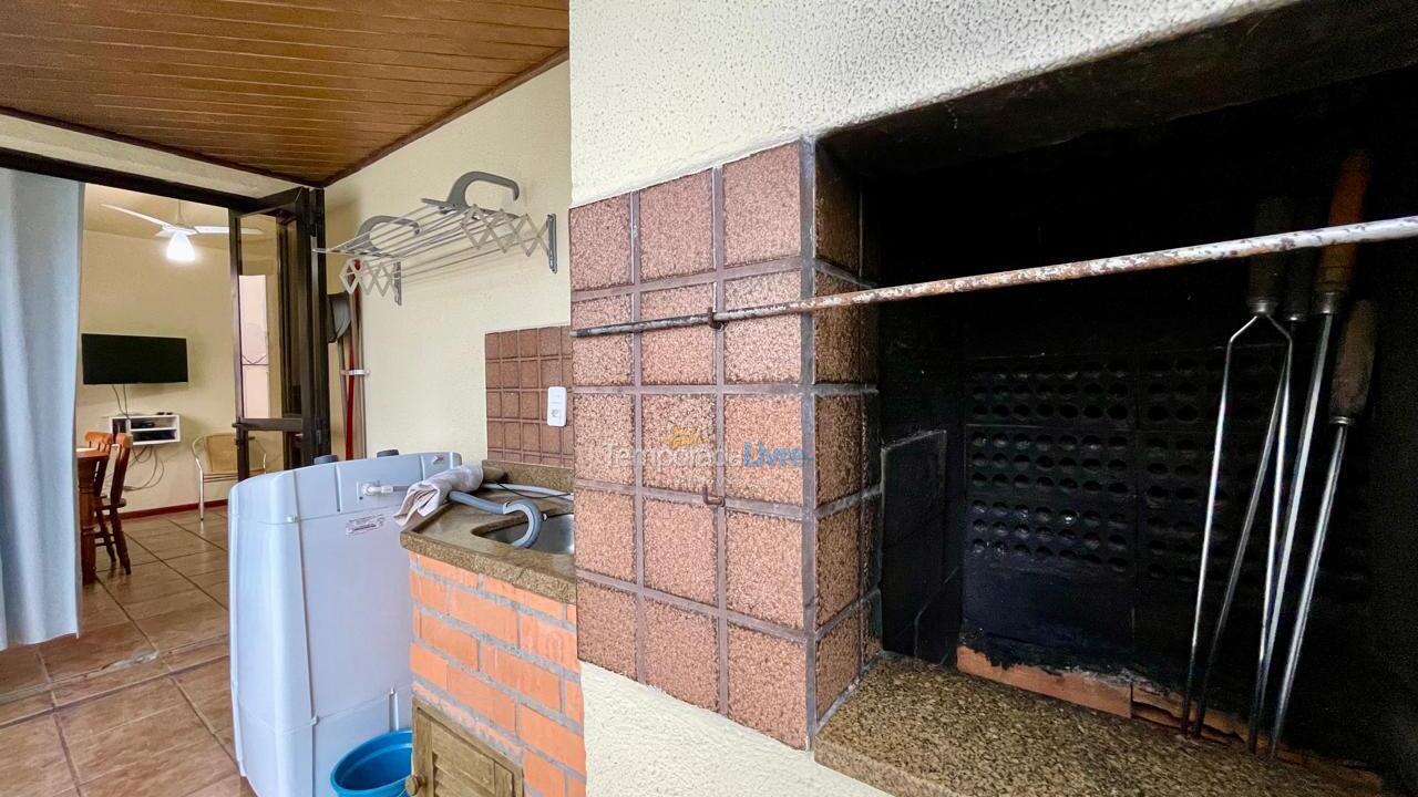 Apartamento para aluguel de temporada em Florianopolis (Canasvieiras)