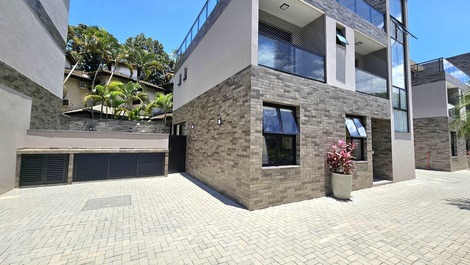 Juquehy Beach - Gated Community