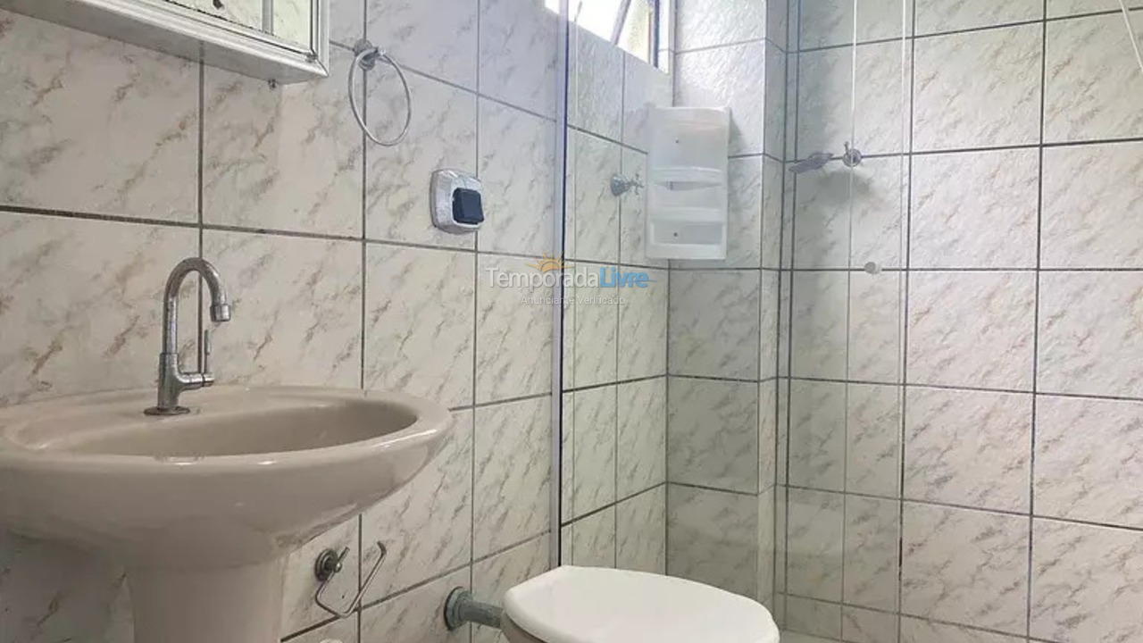 Apartamento para aluguel de temporada em Bombinhas (Praia de Bombas)