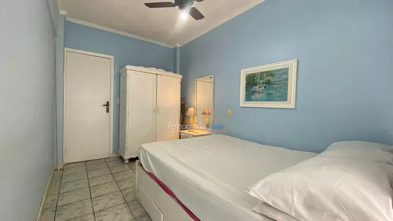 Apartamento para aluguel de temporada em Bombinhas (Praia de Bombas)