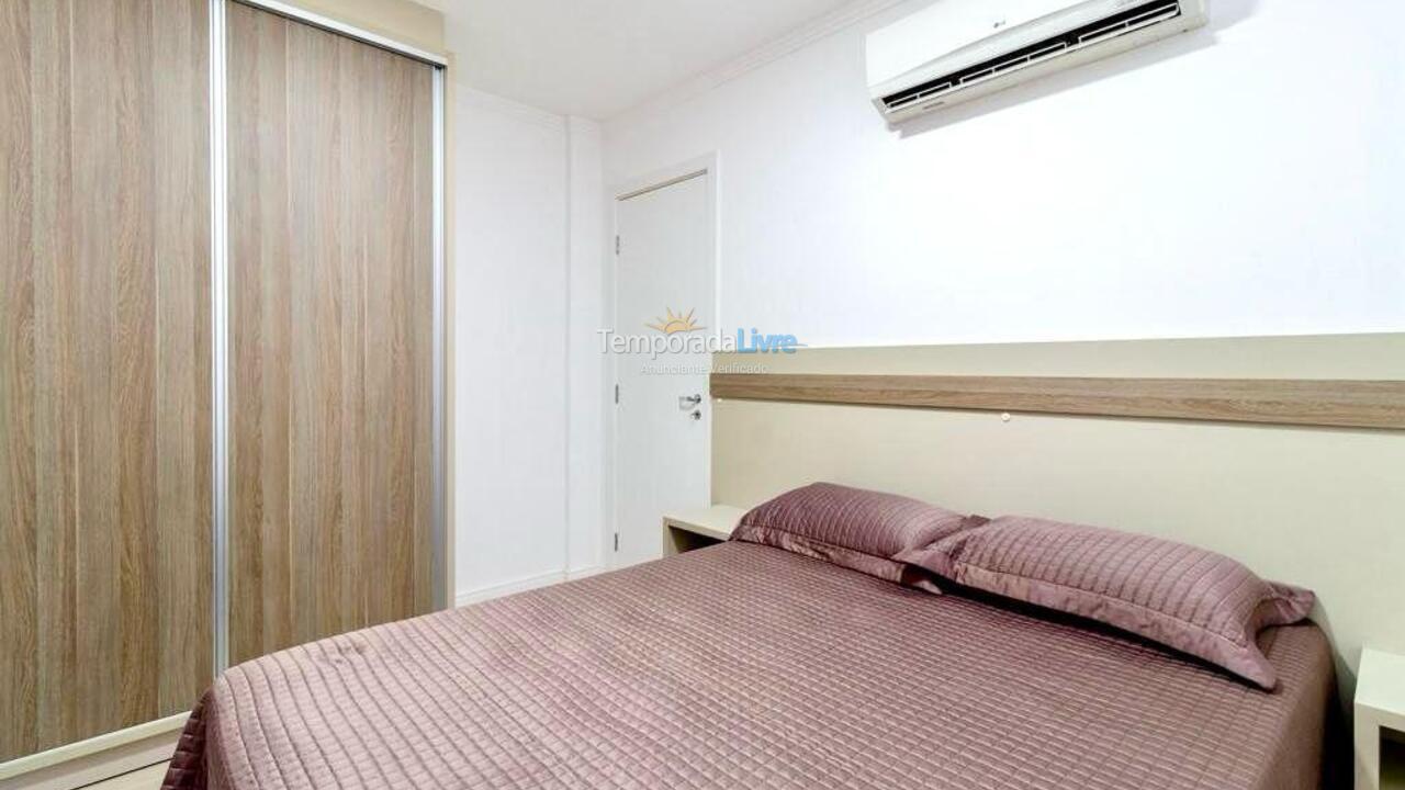 Apartment for vacation rental in Bombinhas (Praia de Bombas)