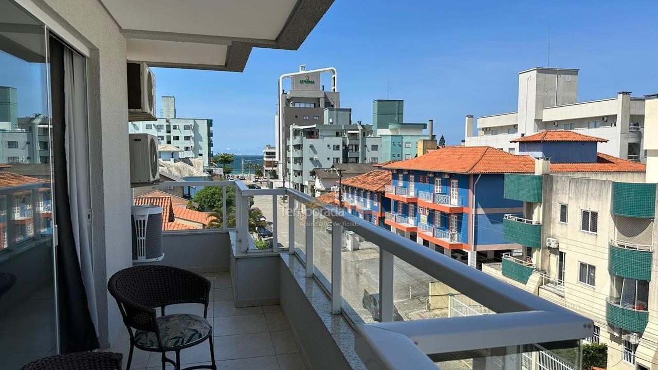 Apartment for vacation rental in Bombinhas (Praia de Bombas)