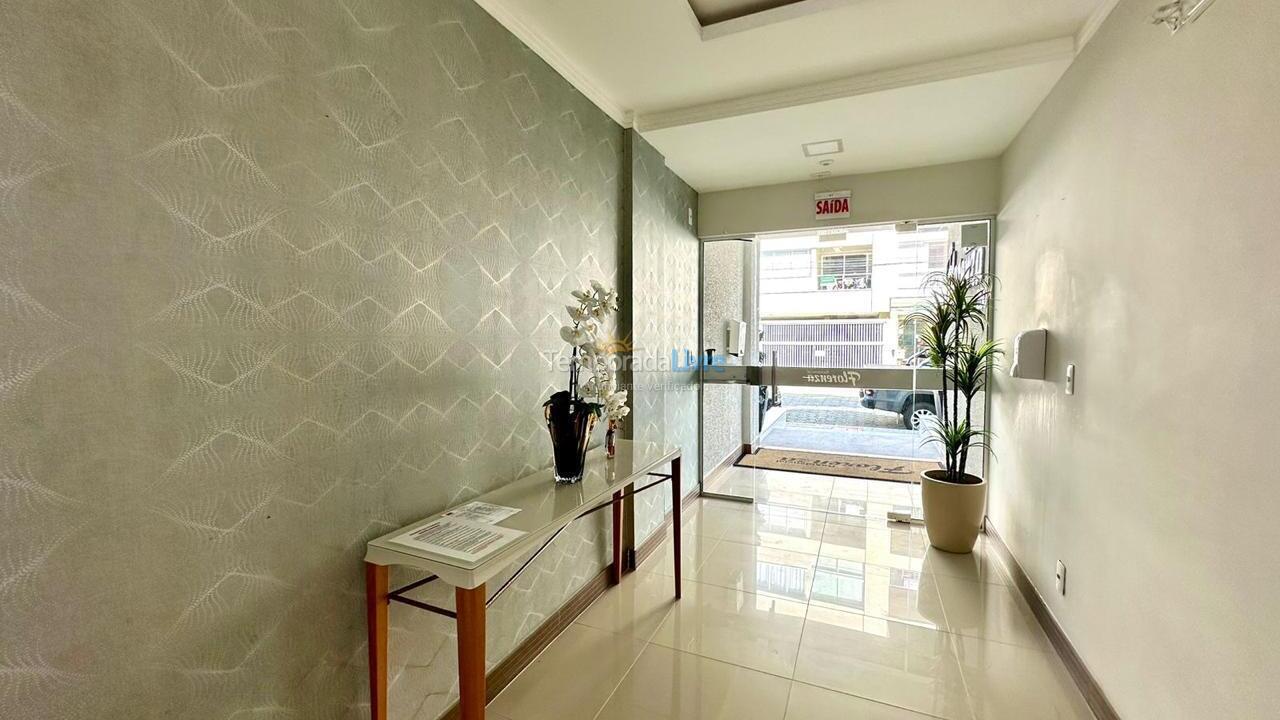 Apartment for vacation rental in Bombinhas (Praia de Bombas)