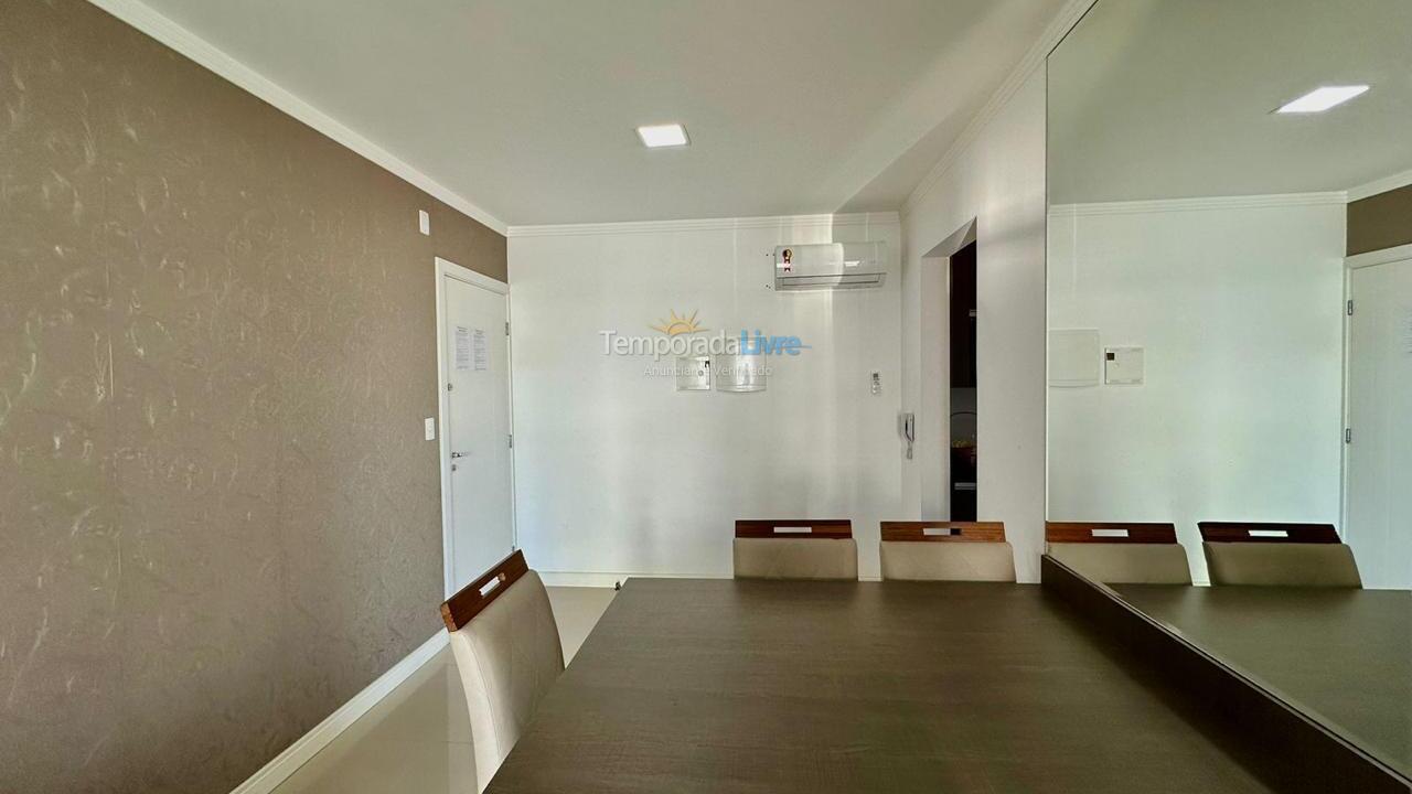 Apartment for vacation rental in Bombinhas (Praia de Bombas)