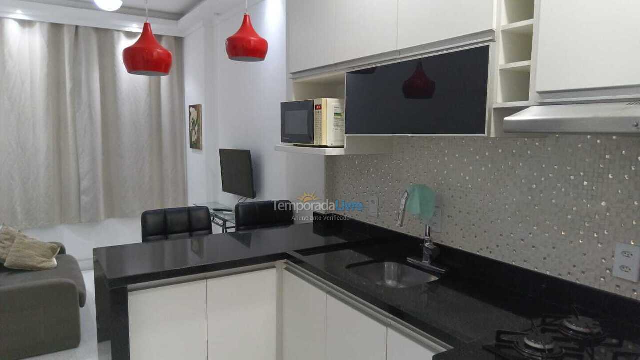 Apartamento para aluguel de temporada em Guarujá (Pitangueiras)