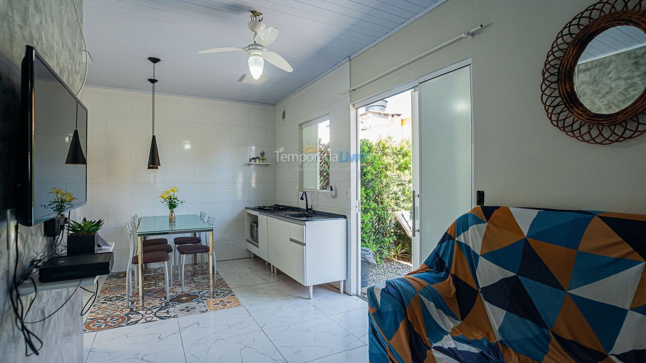 Casa para aluguel de temporada em Navegantes (Meia Praia)