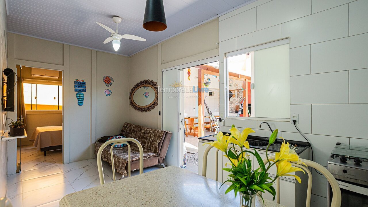 Casa para aluguel de temporada em Navegantes (Meia Praia)