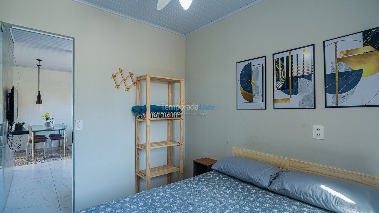 Casa para aluguel de temporada em Navegantes (Meia Praia)