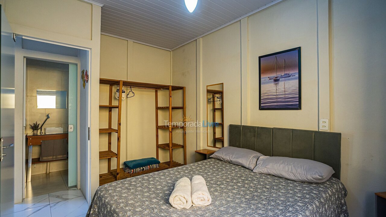 Casa para aluguel de temporada em Navegantes (Meia Praia)