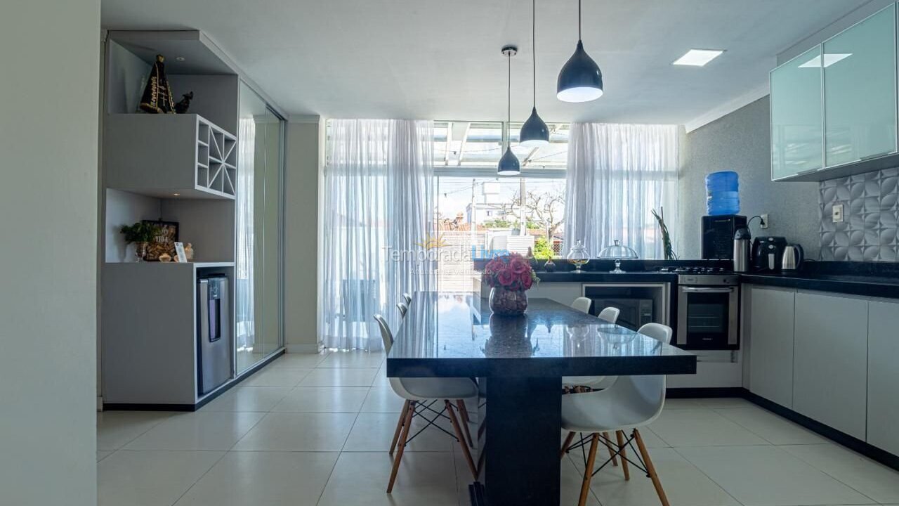 Casa para alquiler de vacaciones em Navegantes (Meia Praia)