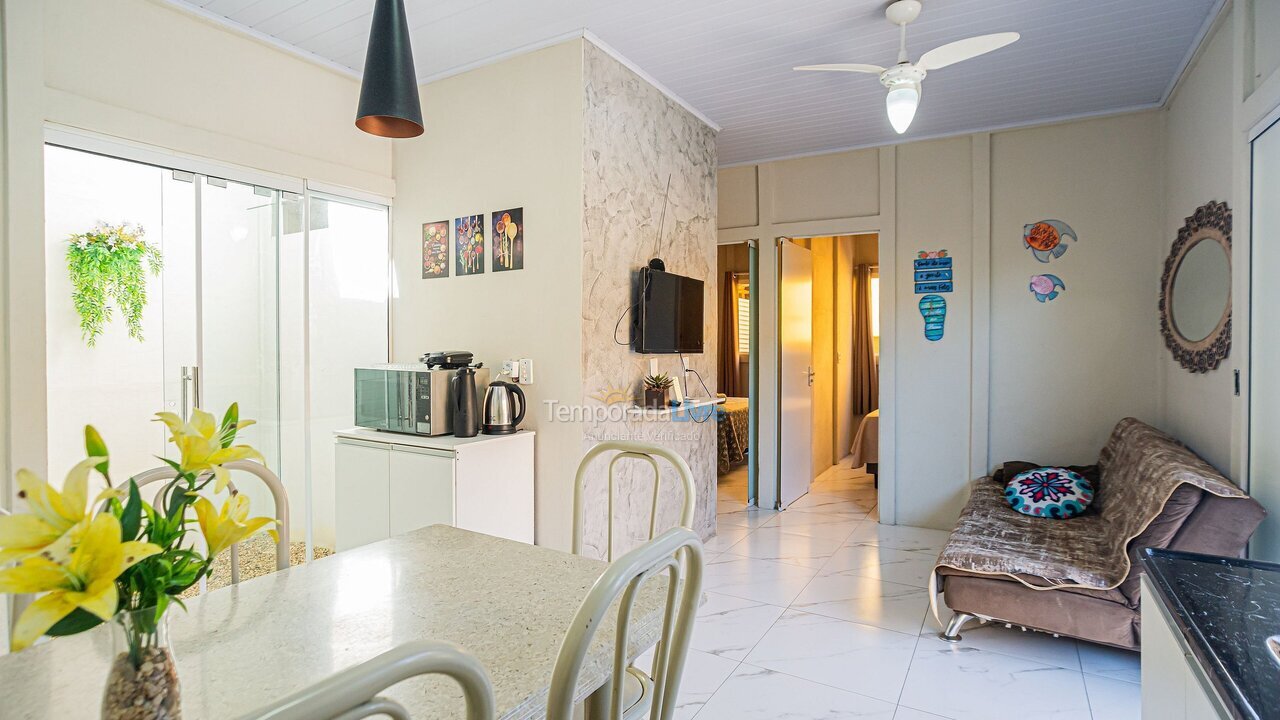 Casa para aluguel de temporada em Navegantes (Meia Praia)