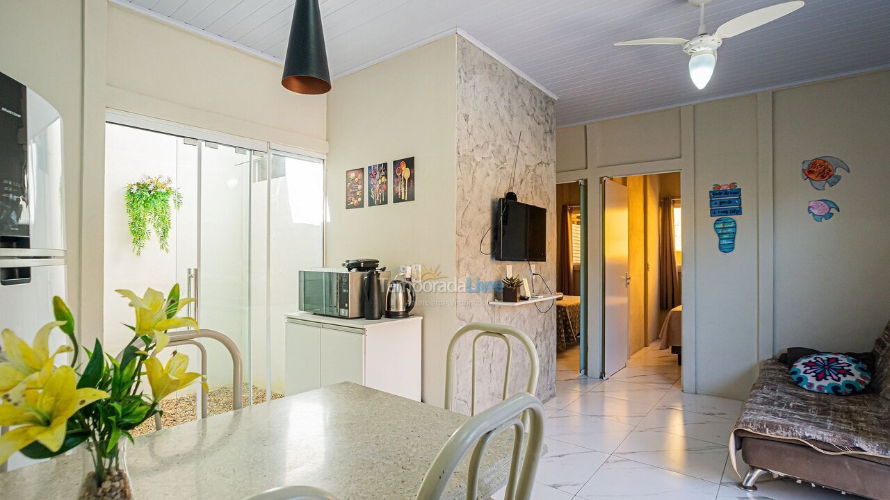 Casa para aluguel de temporada em Navegantes (Meia Praia)