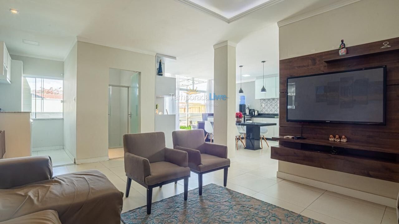 Casa para alquiler de vacaciones em Navegantes (Meia Praia)