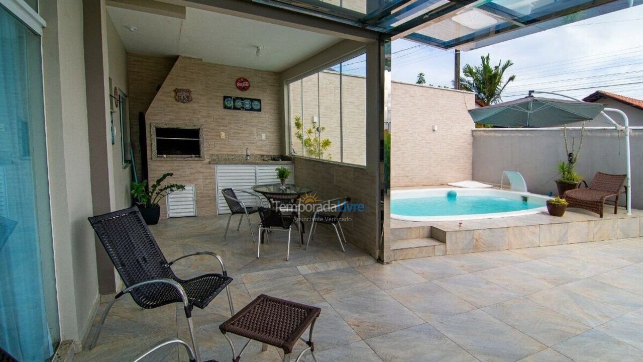 Casa para alquiler de vacaciones em Navegantes (Meia Praia)