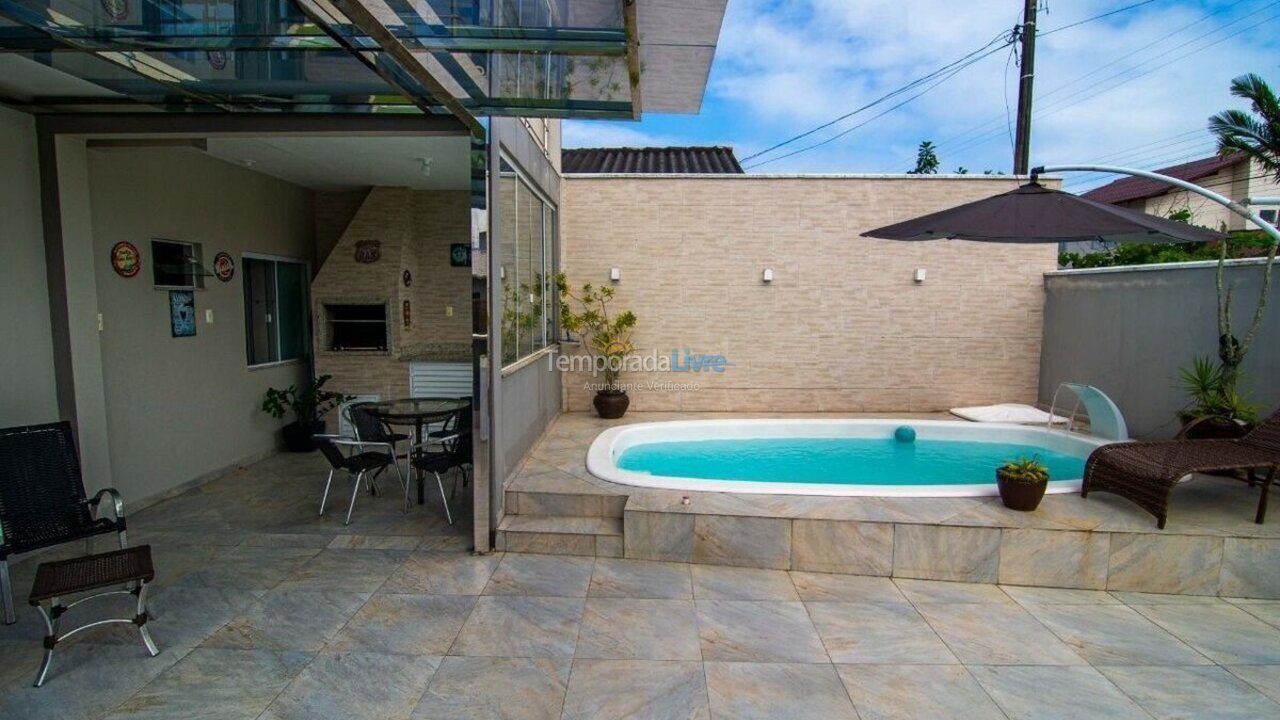 Casa para alquiler de vacaciones em Navegantes (Meia Praia)