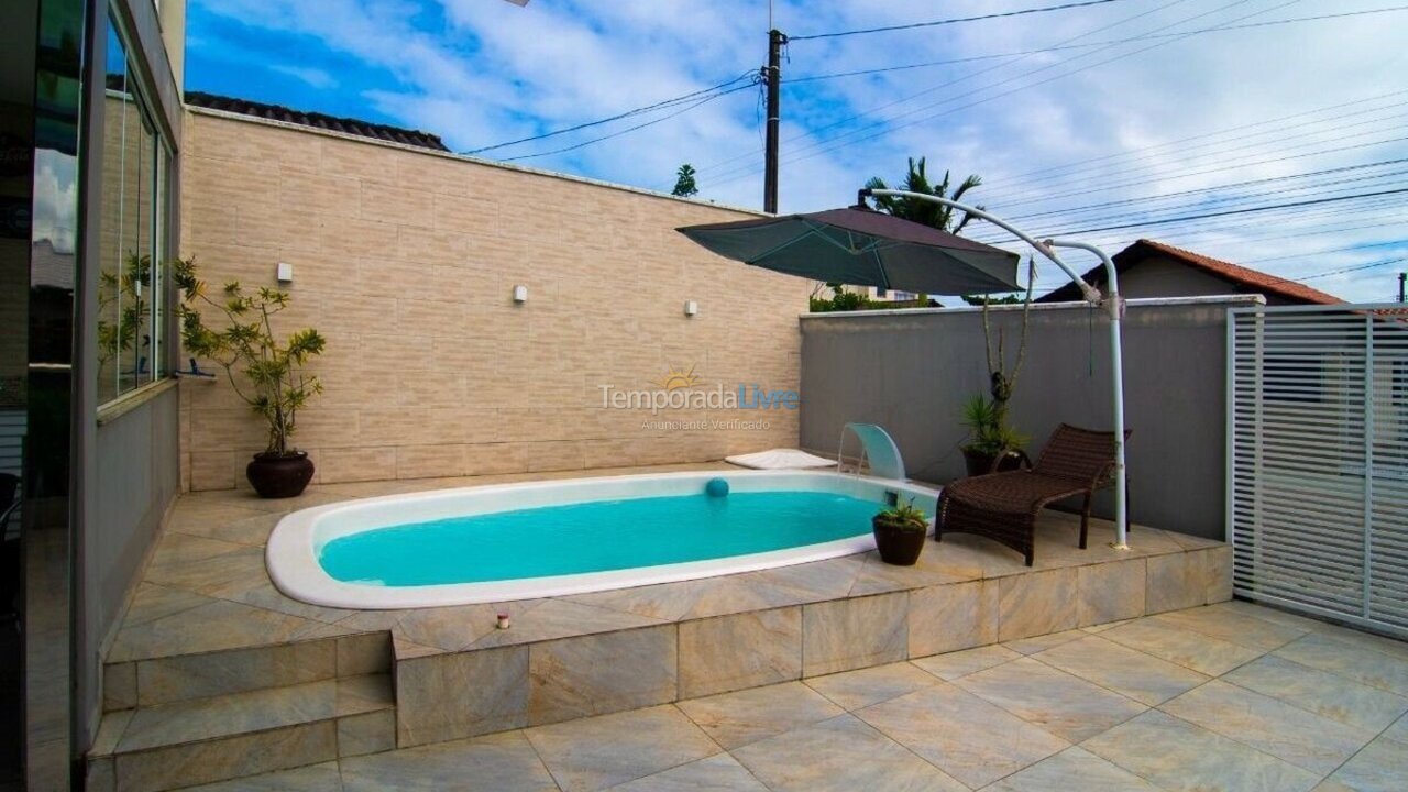 Casa para alquiler de vacaciones em Navegantes (Meia Praia)