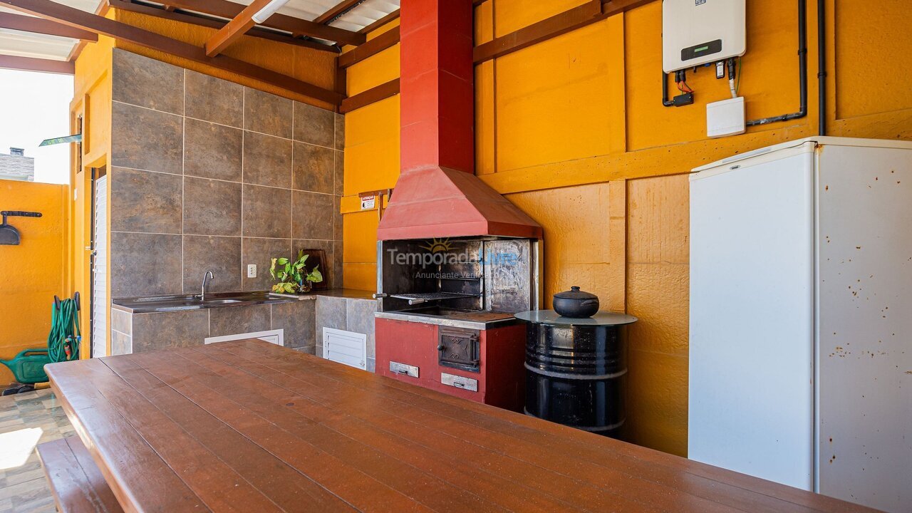 Casa para aluguel de temporada em Navegantes (Meia Praia)