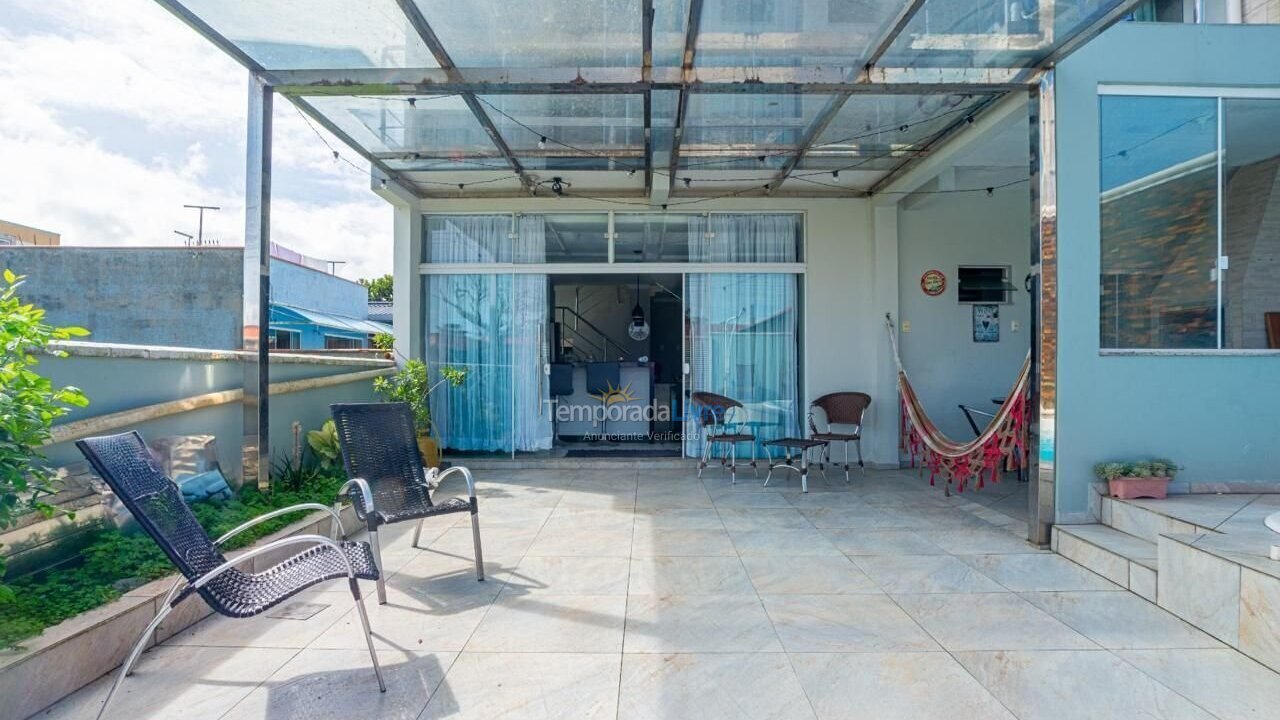 Casa para alquiler de vacaciones em Navegantes (Meia Praia)