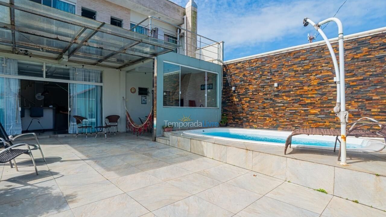 Casa para alquiler de vacaciones em Navegantes (Meia Praia)