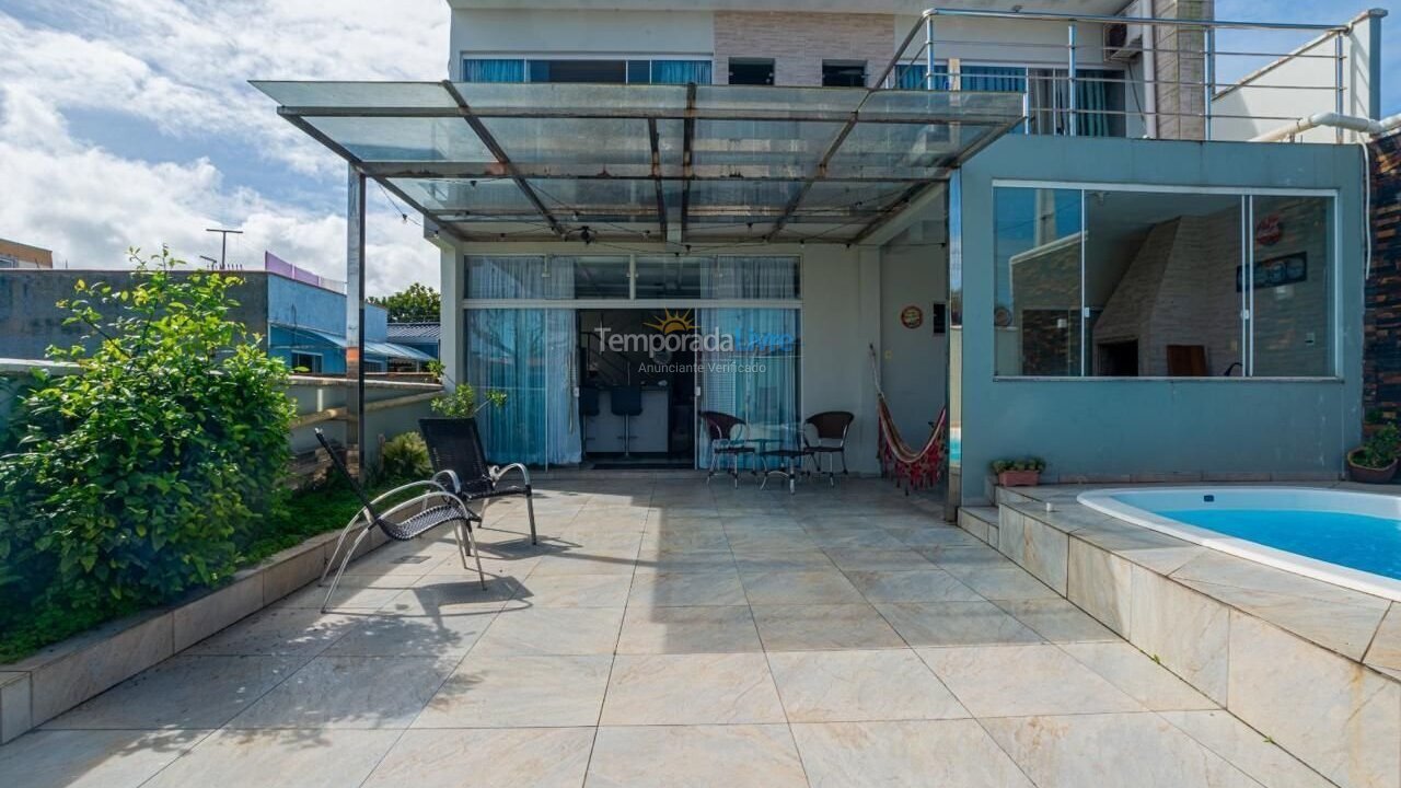 Casa para alquiler de vacaciones em Navegantes (Meia Praia)