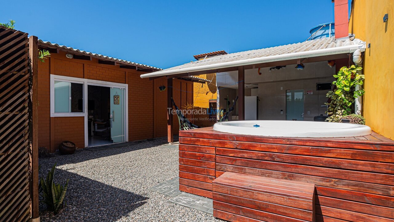 Casa para aluguel de temporada em Navegantes (Meia Praia)