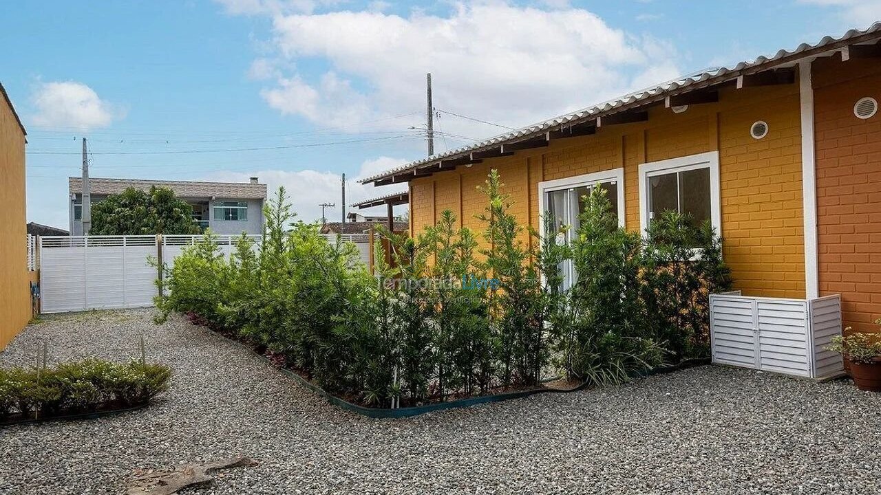 Casa para aluguel de temporada em Navegantes (Meia Praia)