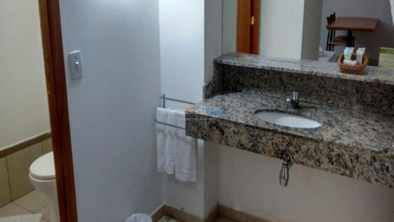 Apartamento para aluguel de temporada em Rio Quente (Esplanada do Rio Quente)