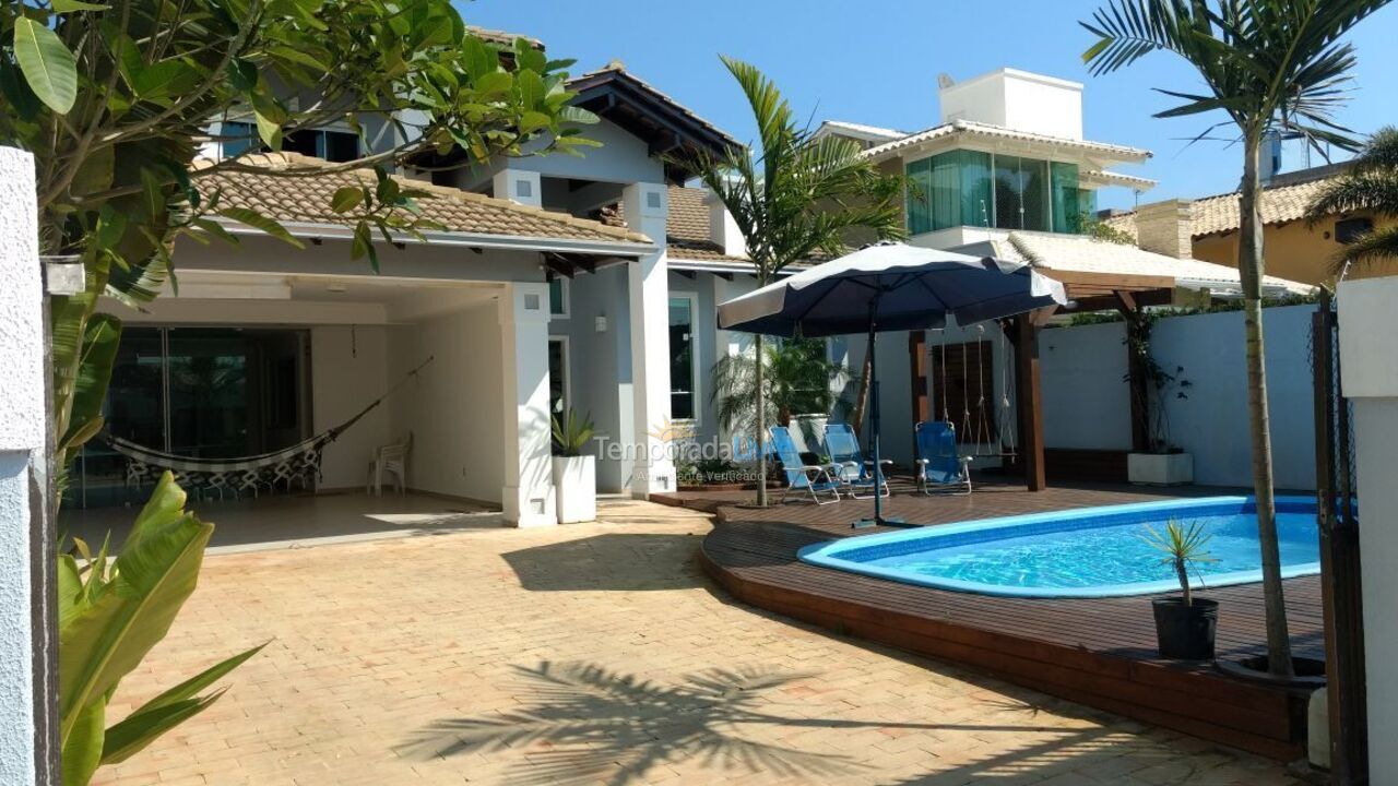 Casa para aluguel de temporada em Bombinhas (Mariscal)