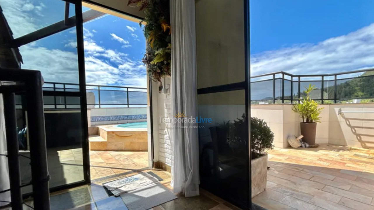 Apartment for vacation rental in Ubatuba (Praia das Toninhas)