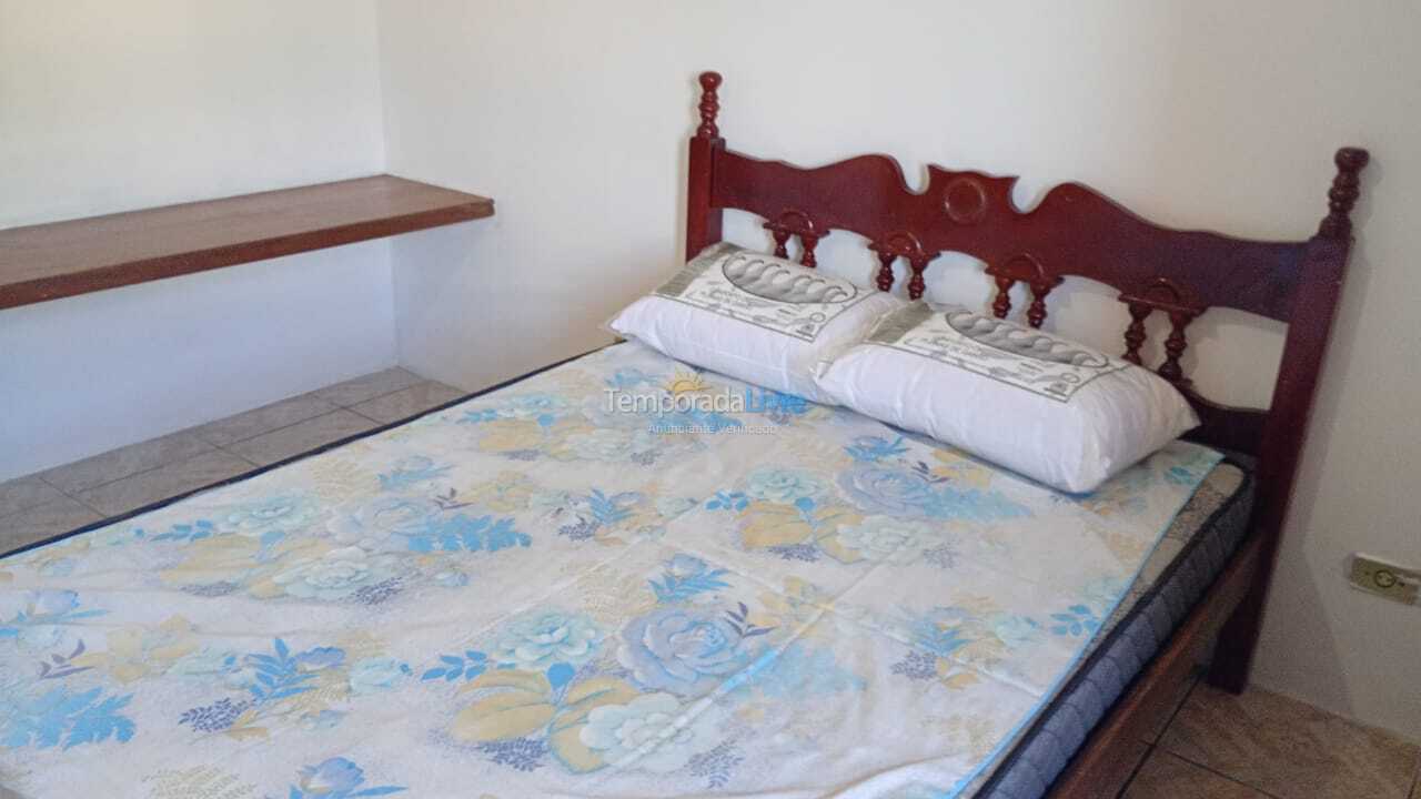 Apartamento para aluguel de temporada em Ubatuba (Santa Rita)