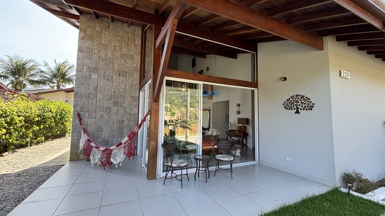 House for vacation rental in Ubatuba (Horto)