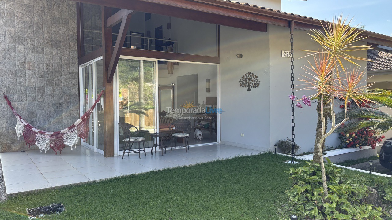 House for vacation rental in Ubatuba (Horto)