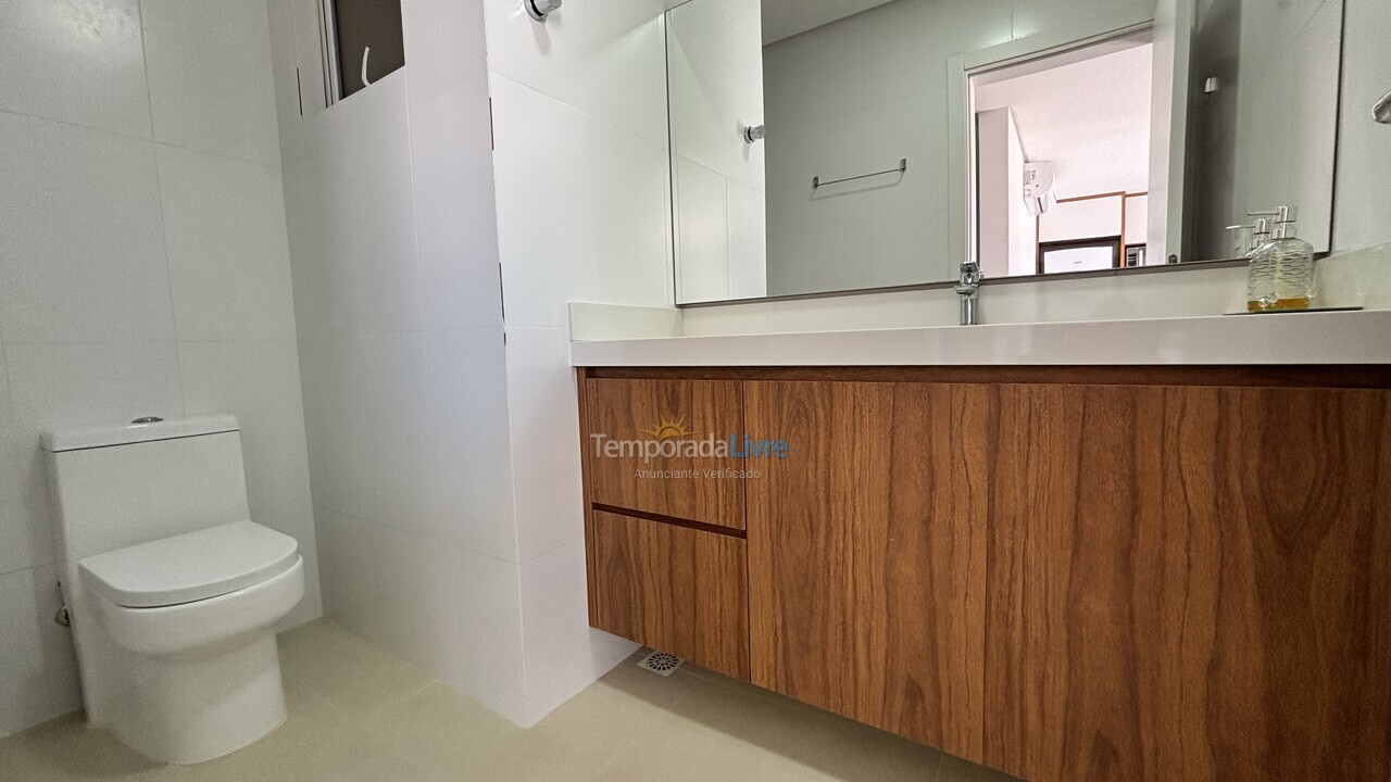 Apartamento para alquiler de vacaciones em Bombinhas (Praia de Bombas)