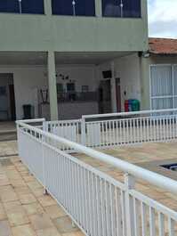 Gran apartamento en Calhau para 4 personas, aire acondicionado en las habitaciones.