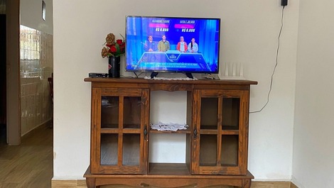 Casa para até 25 pessoas no centro de Bombinhas, a 120m da praia