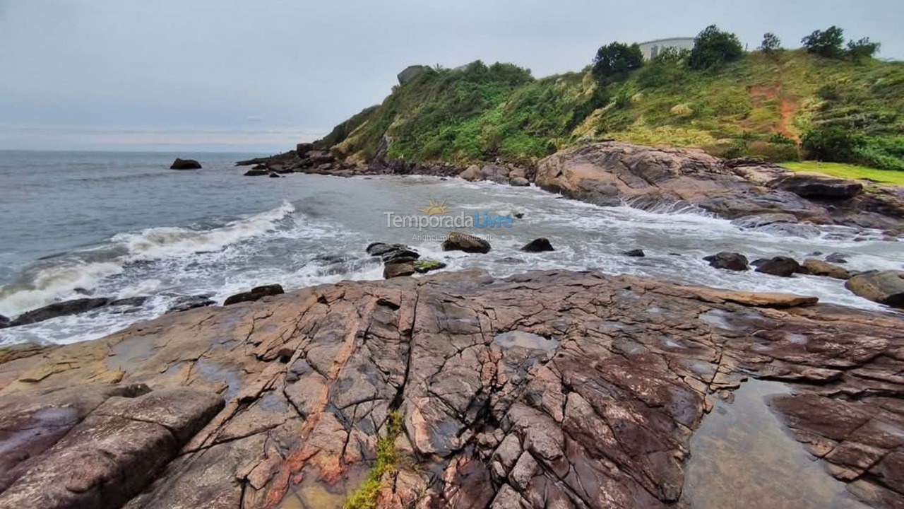 Apartamento para aluguel de temporada em Itanhaém (Cibratel I)