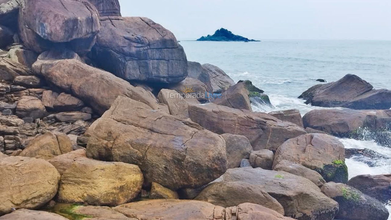 Apartamento para aluguel de temporada em Itanhaém (Cibratel I)