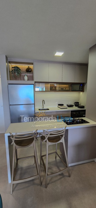 Apartamento para aluguel de temporada em Florianopolis (Praia dos Ingleses)