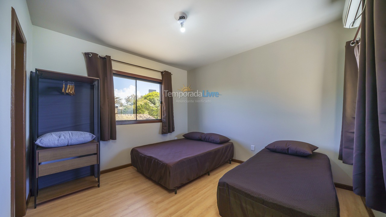 Casa para alquiler de vacaciones em Bombinhas (Praia de Bombinhas)