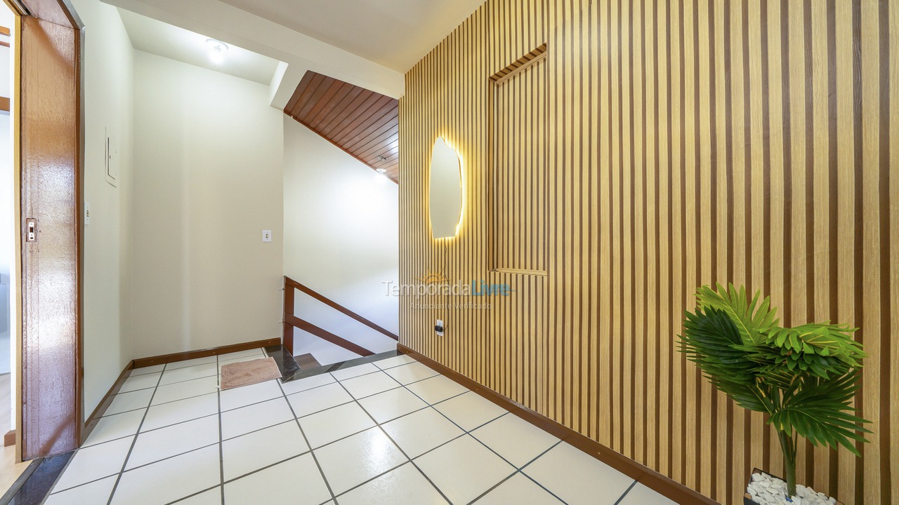 Casa para alquiler de vacaciones em Bombinhas (Praia de Bombinhas)