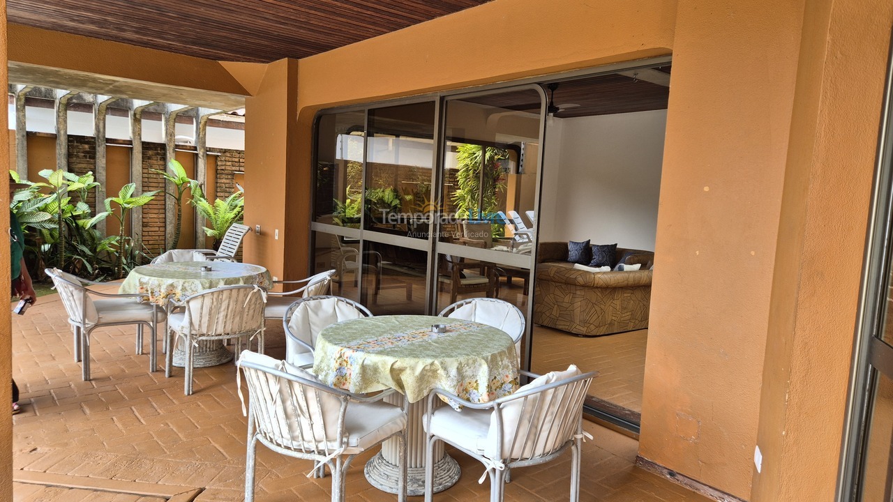 Casa para alquiler de vacaciones em Guarujá (Praia do Pernambuco)